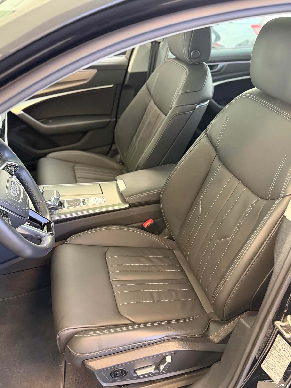 Audi A6L, 2023 13