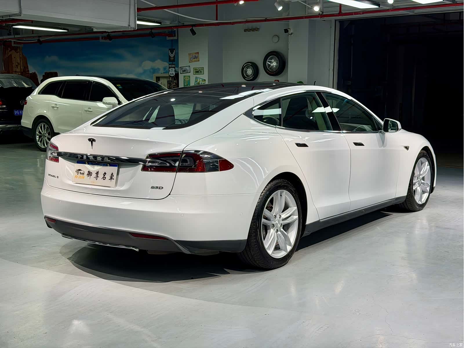 Tesla Model S, 2016 7