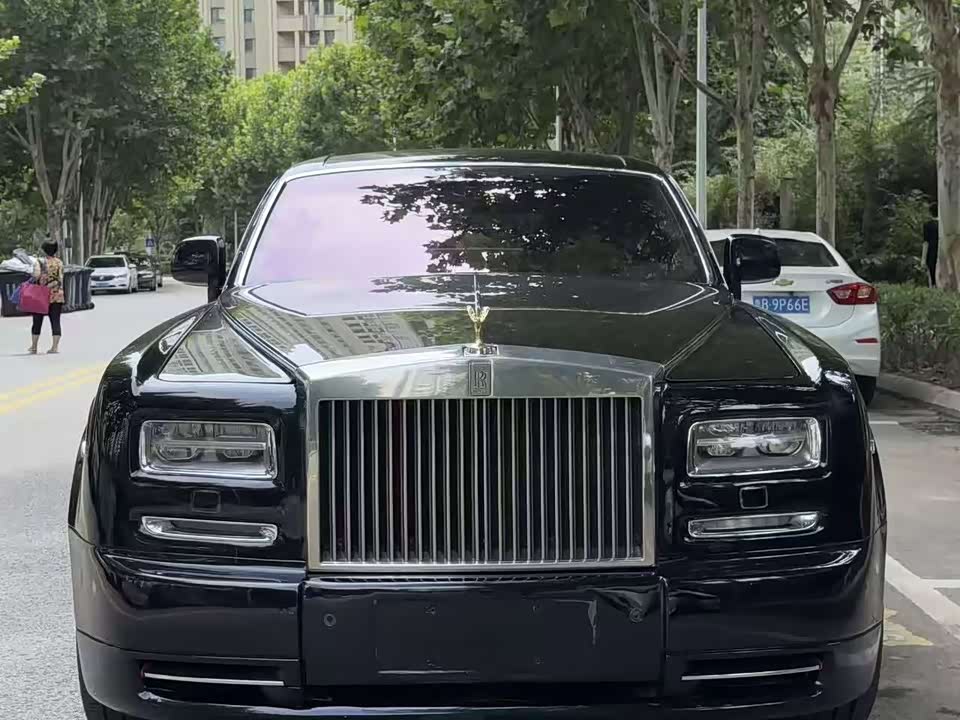 Rolls-Royce Phantom