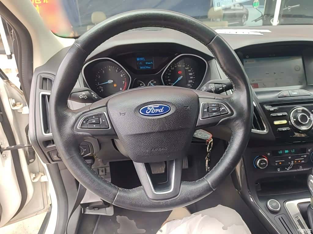 Ford Focus, 2017 11