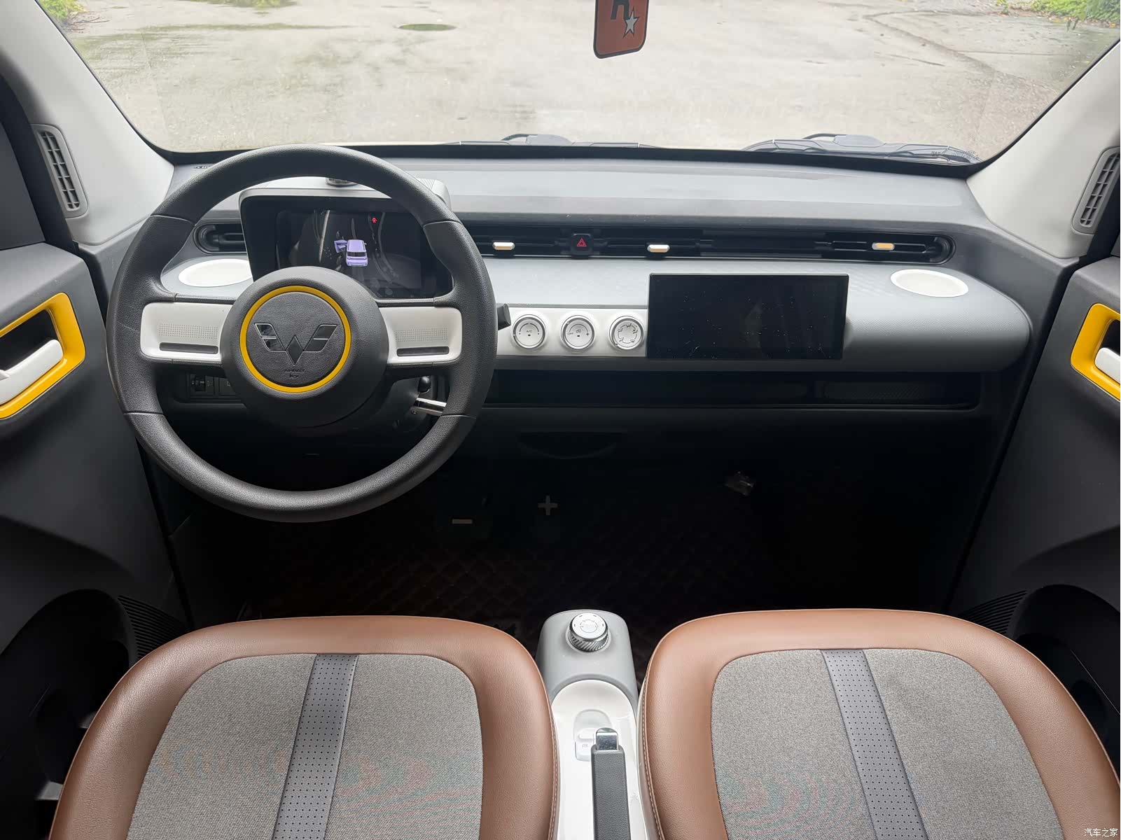 Wuling MINIEV, 2022 10
