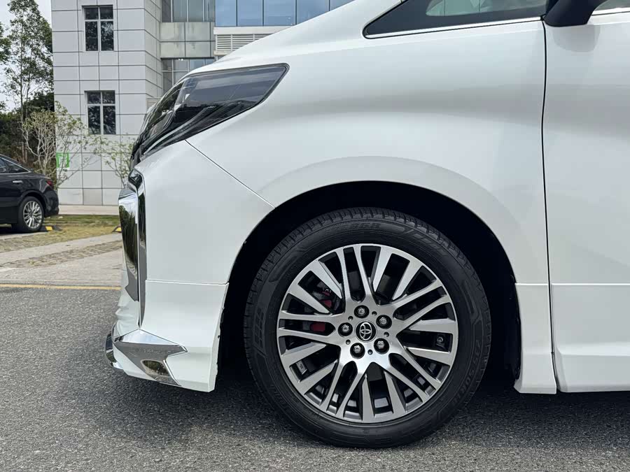 Toyota Alphard 2016, фото 17