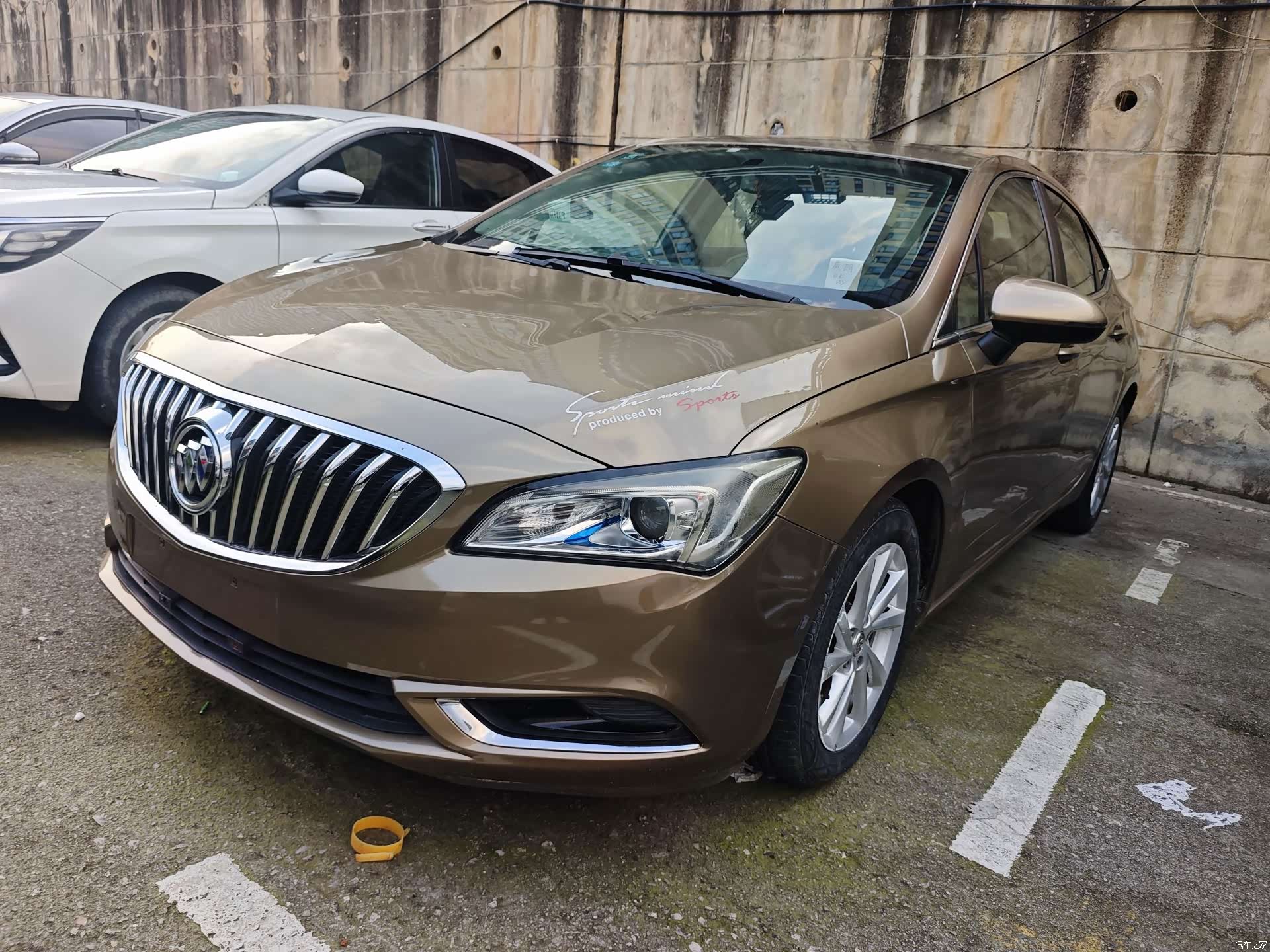 Buick Verano, 2015 1