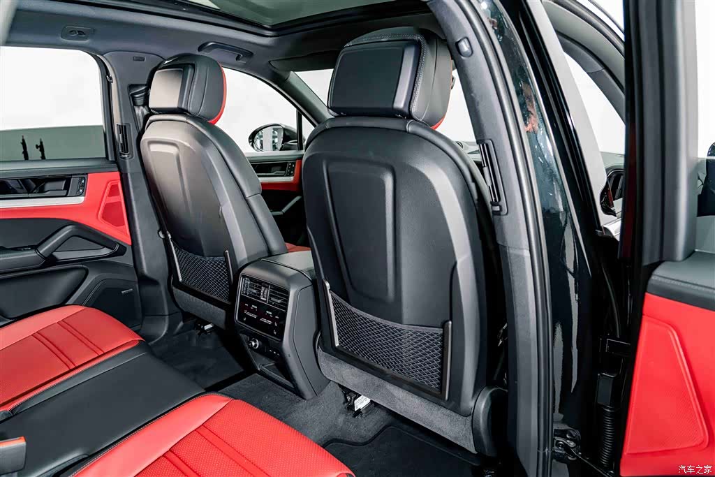 Porsche Cayenne, 2025 22