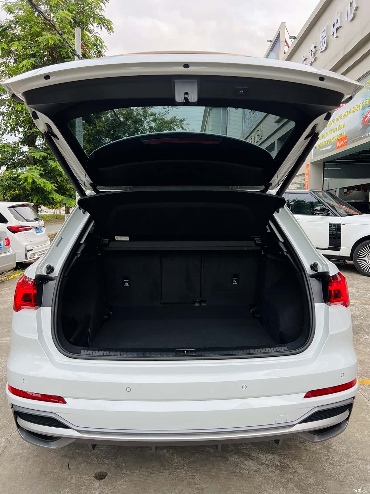 Audi Q3, 2022 9