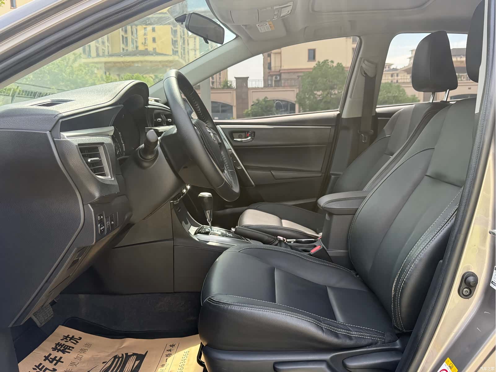 Toyota Corolla, 2015 все фото