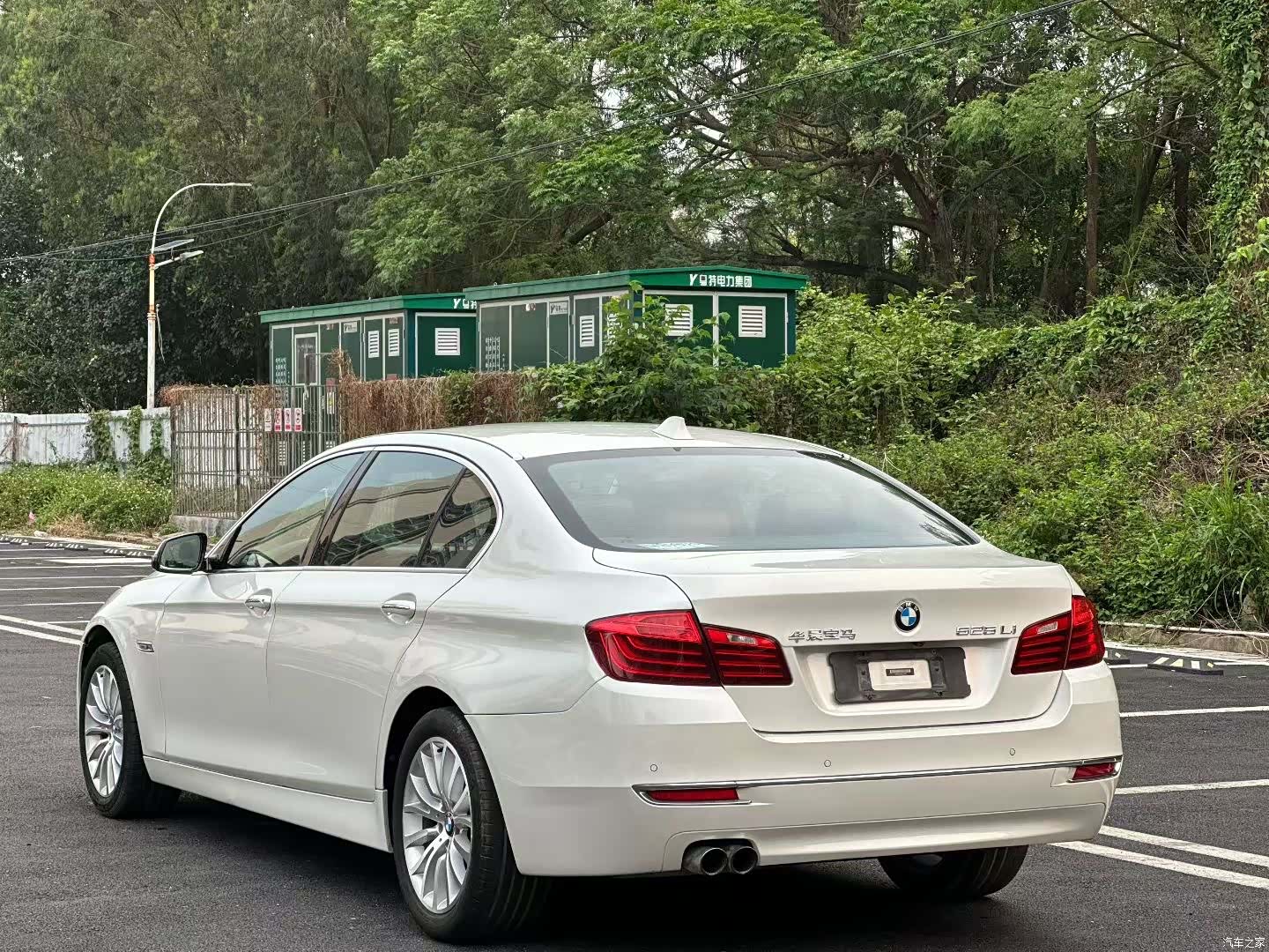 BMW 5 Series, 2013 9
