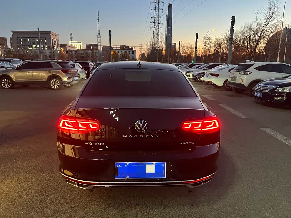 Volkswagen Magotan