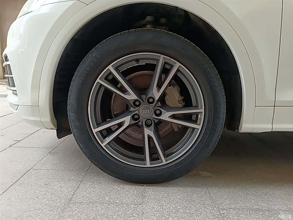 Audi Q5L, 2020 23