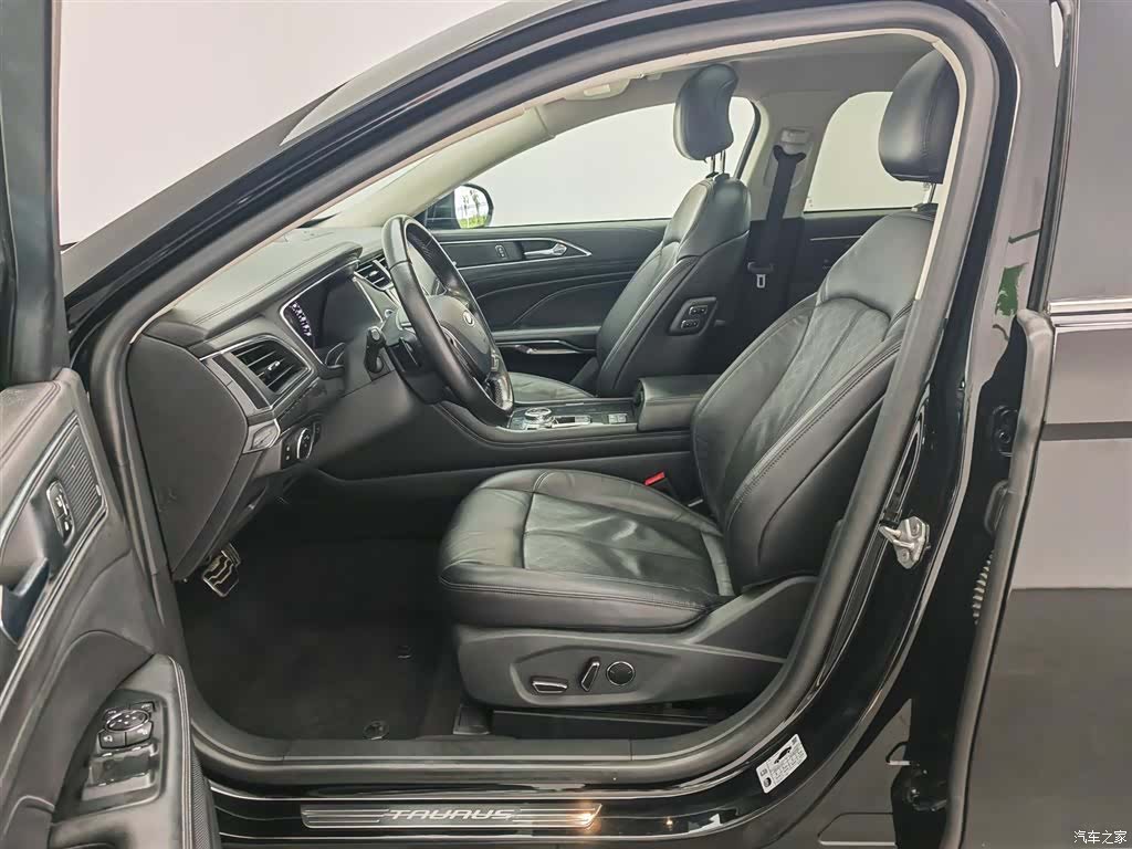 Ford Taurus, 2021 10