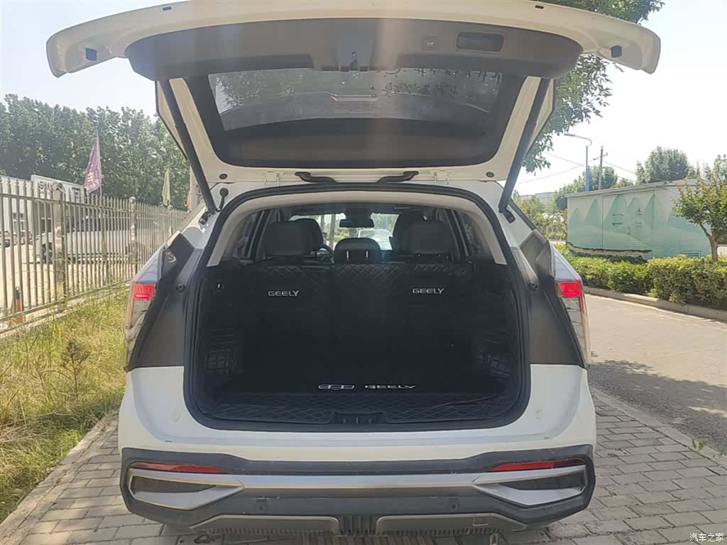 Geely Boyue, 2024 19
