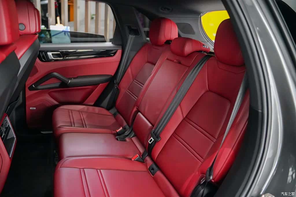 Porsche Cayenne, 2021 3