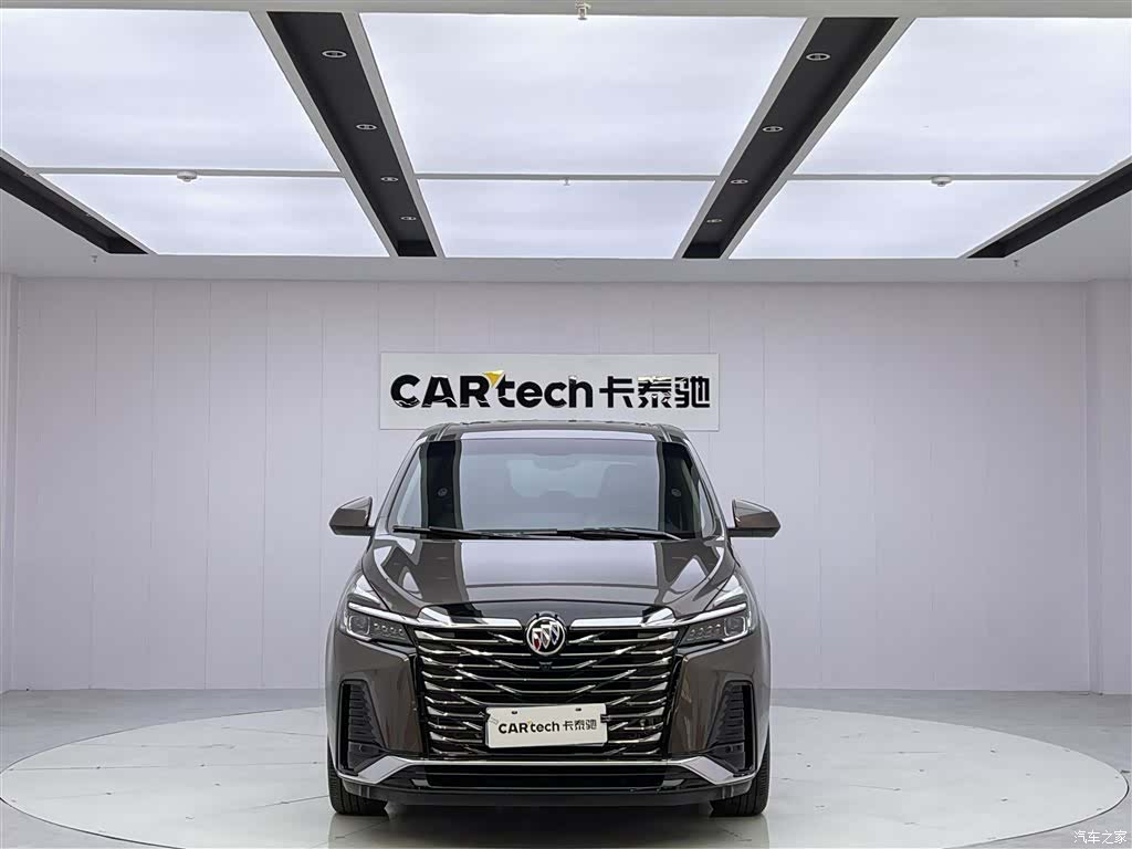 Buick GL8, 2025 3