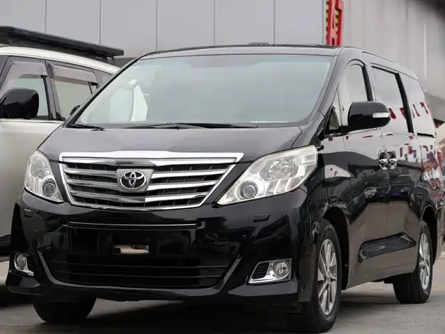 Toyota Alphard 2013 — купить из Китая под заказ