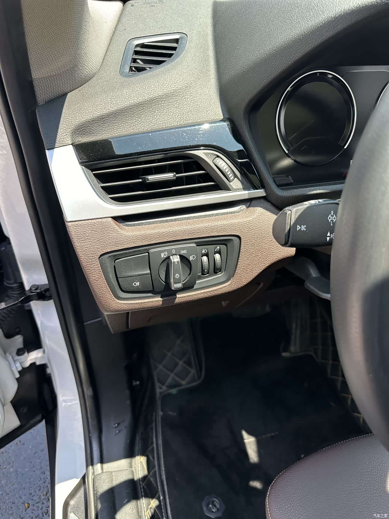BMW X1, 2023 6
