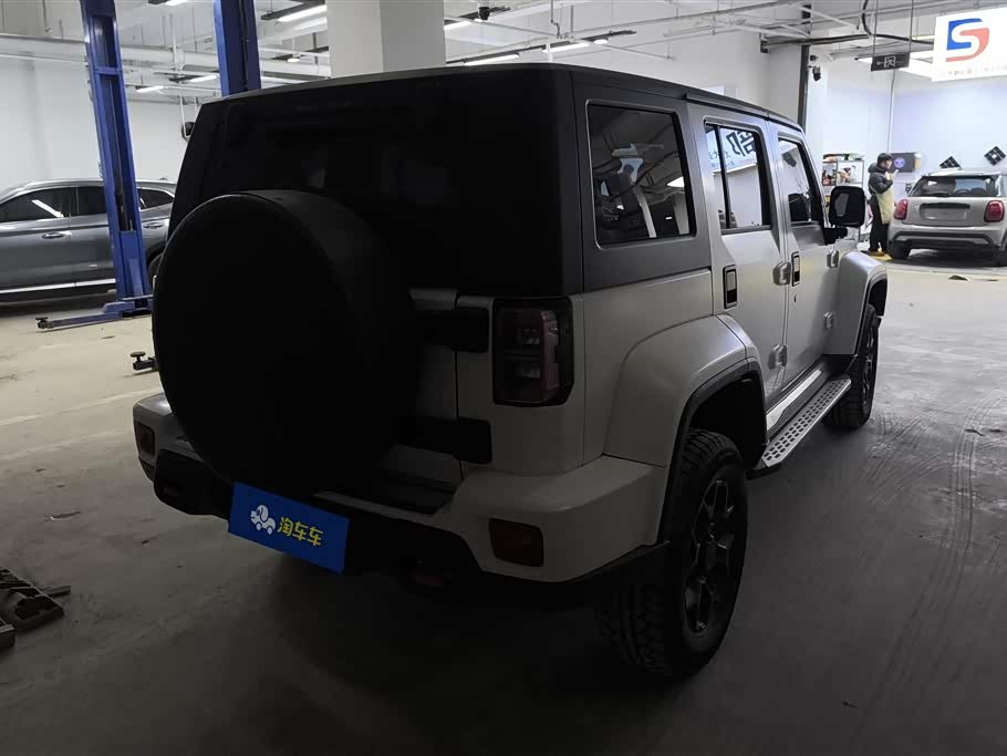 Beijing BJ40