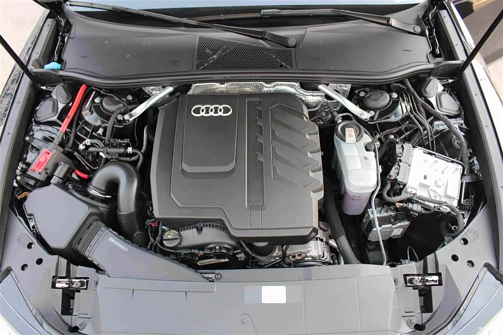 Audi A6L, 2024 18