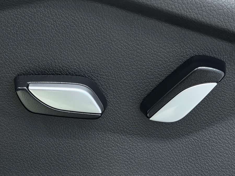 Geely Vision X6 2022, фото 8