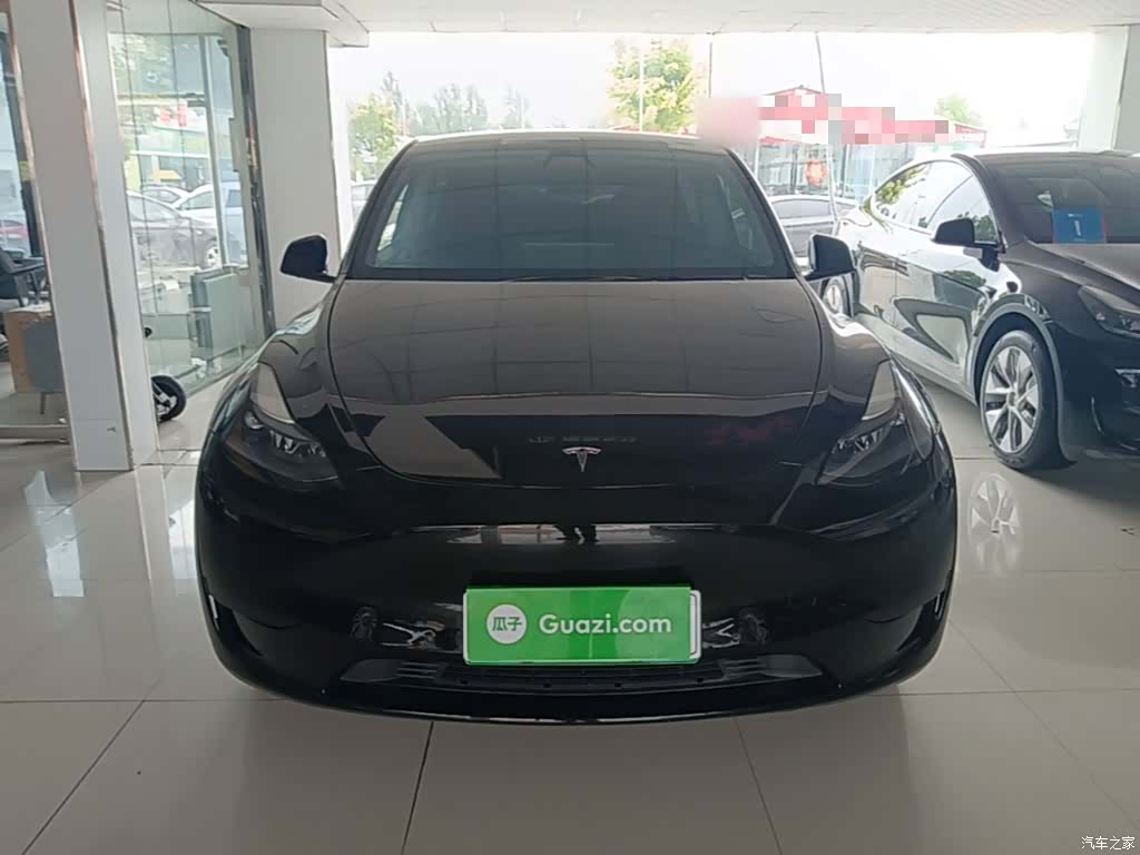 Tesla Model Y, 2023 3