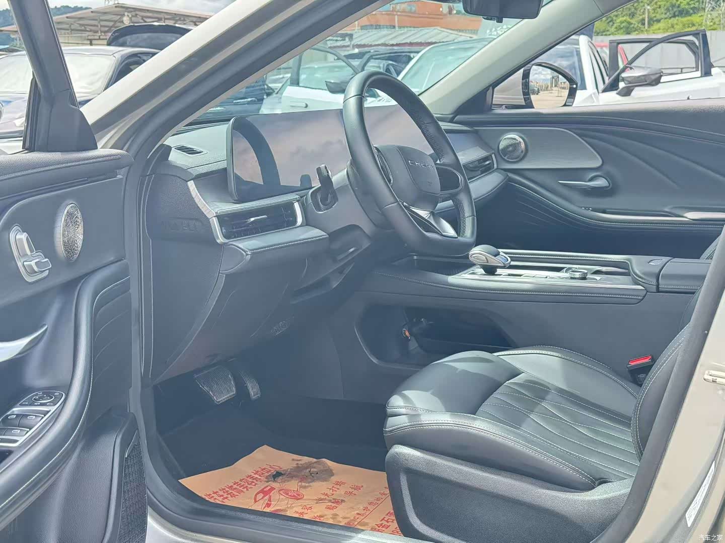 Chery Arrizo 8, 2025 4