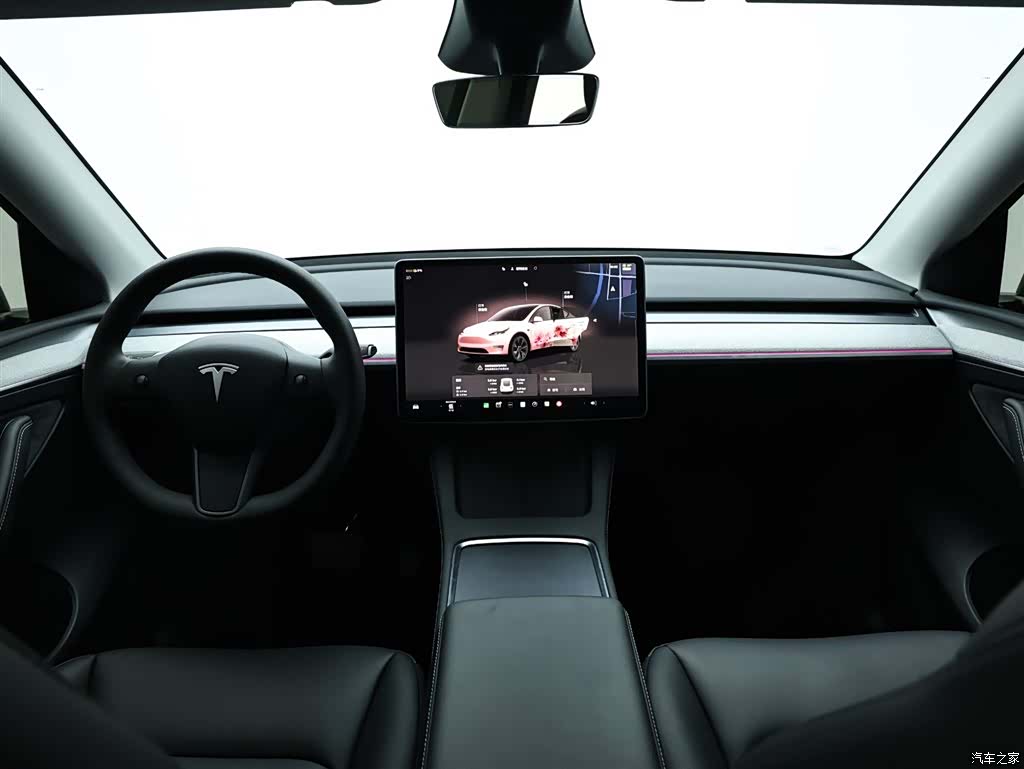 Tesla Model Y, 2024 15