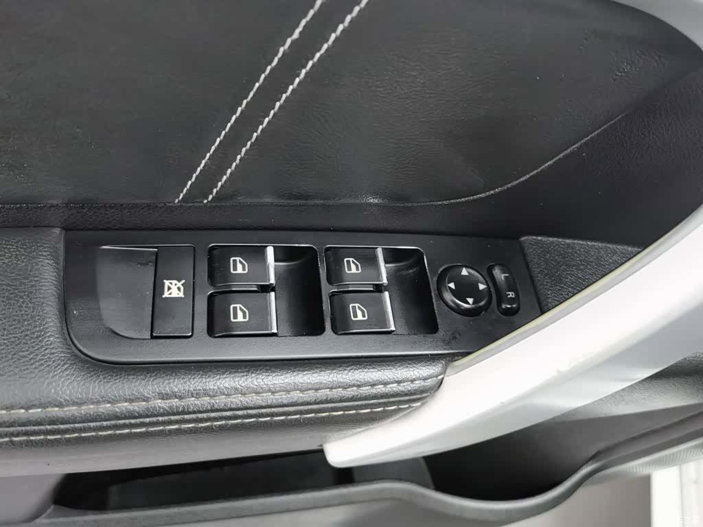 Geely Emgrand, 2016 9