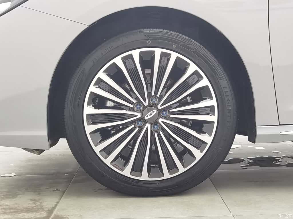 Chery A8L, 2025 17