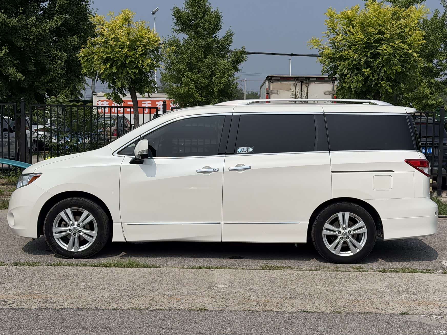 Nissan SL, 2017 8