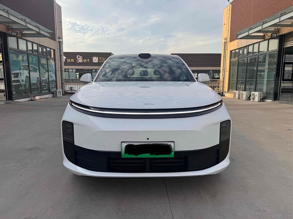 Li Auto Ideal L6