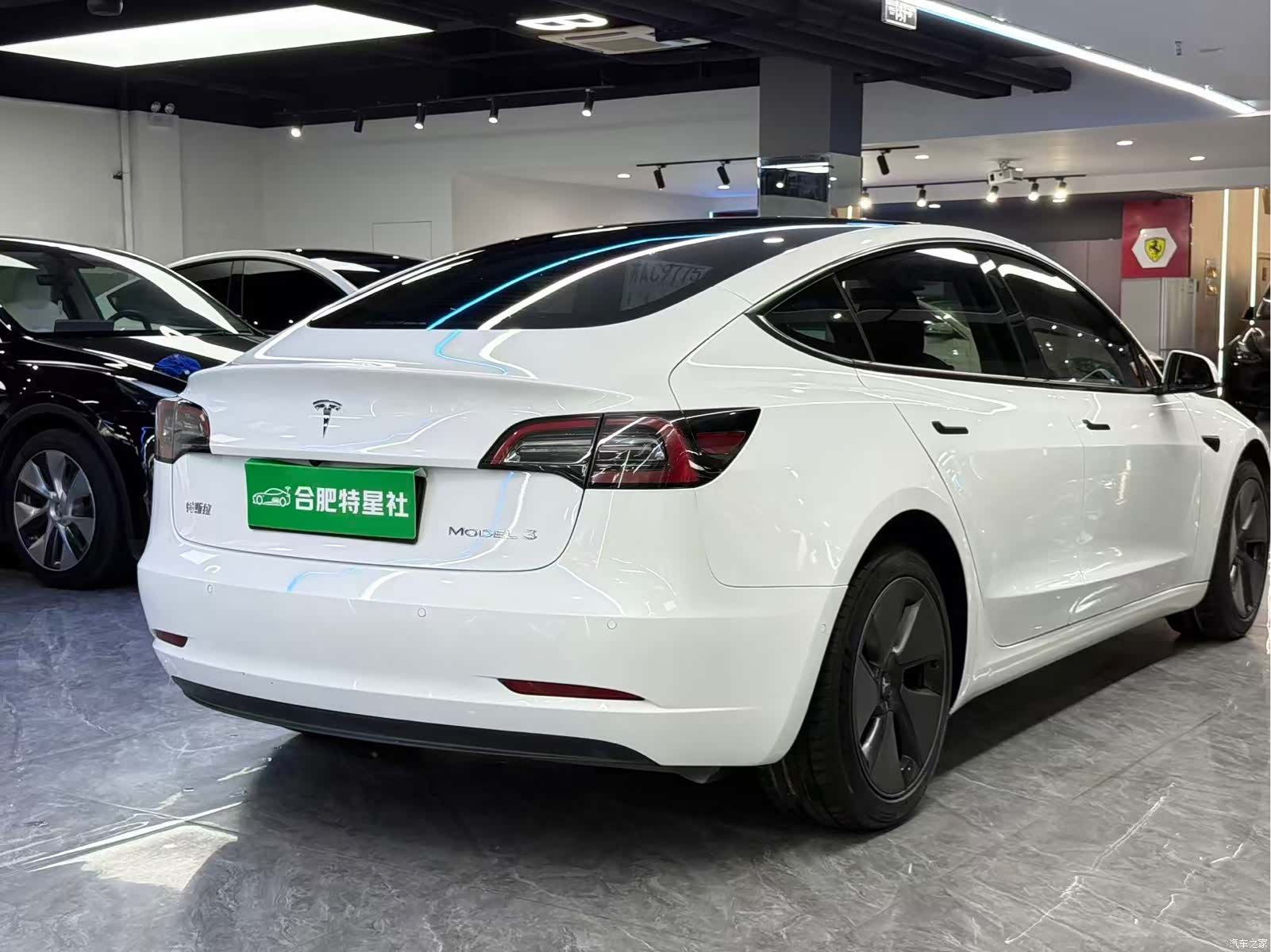 Tesla Model 3, 2022 10