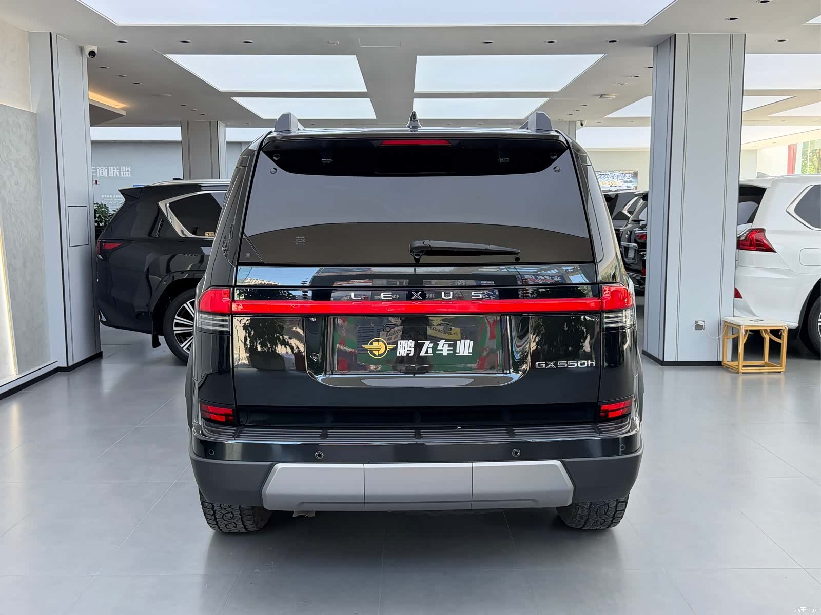 Lexus GX, 2025 3