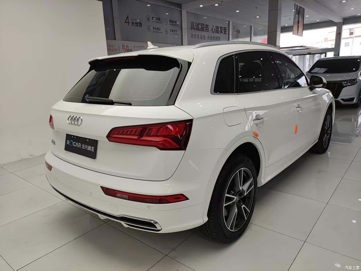 Audi Q5L, 2019 32
