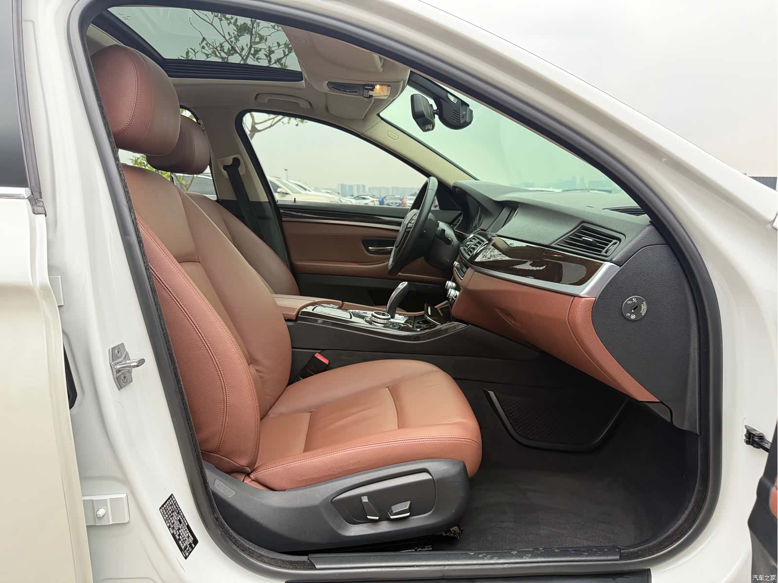 BMW 5 Series, 2015 9