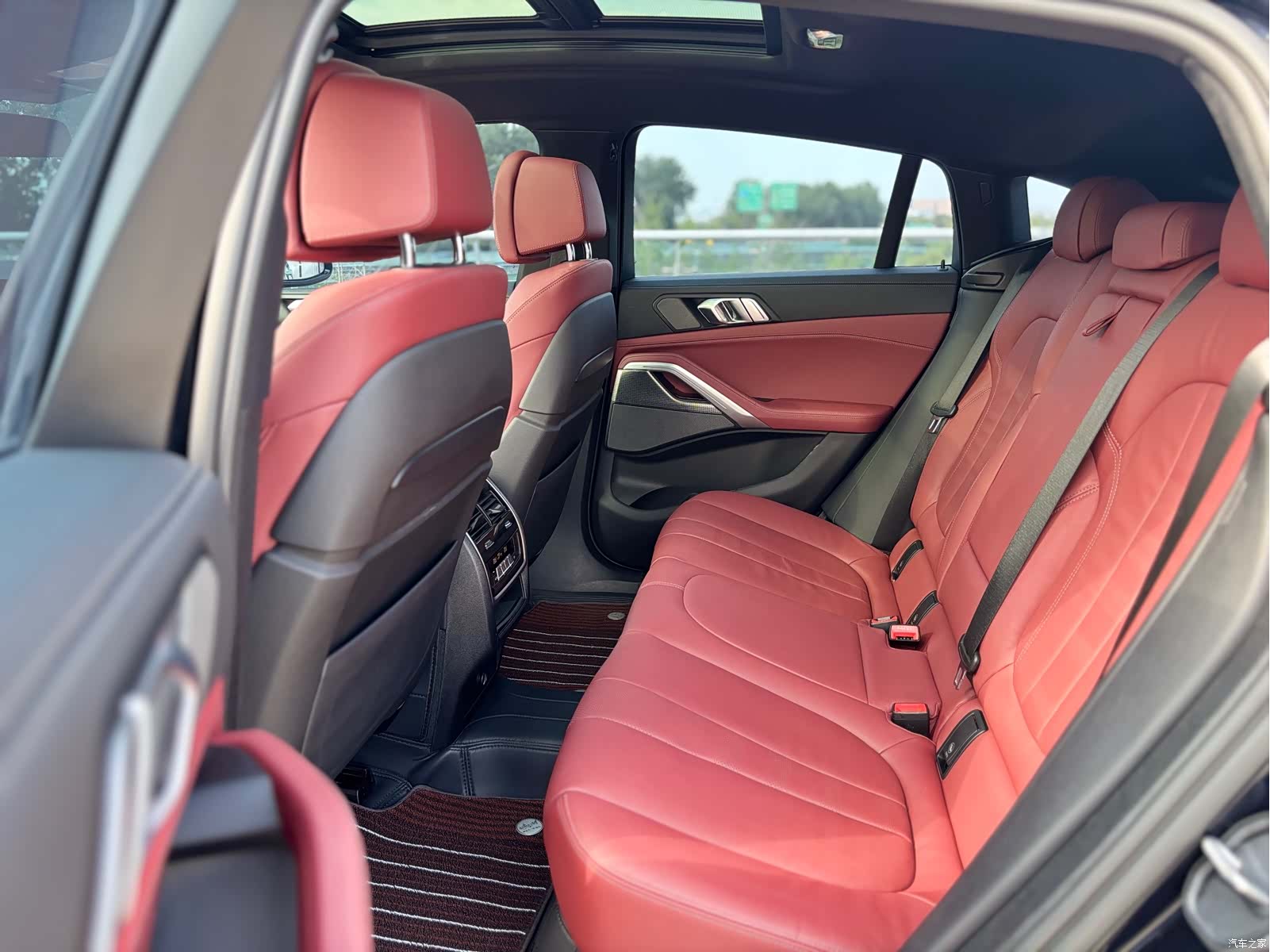 BMW X6, 2023 13