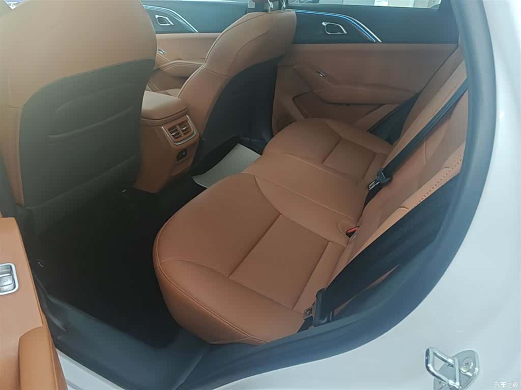 Haval Hi4, 2025 17