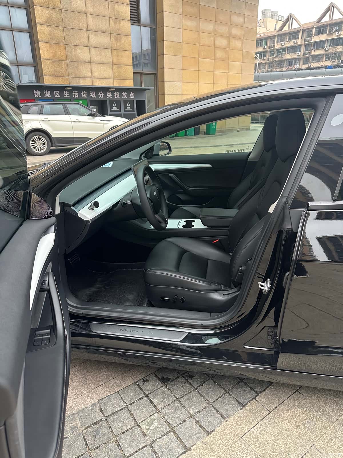Tesla Model 3, 2022 9