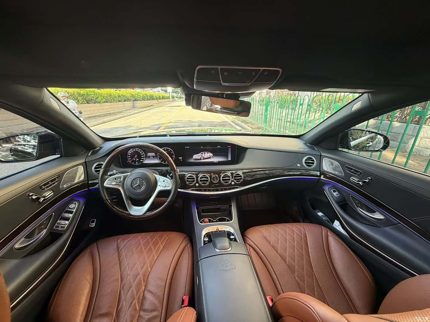 Maybach S-Class, 2021 4