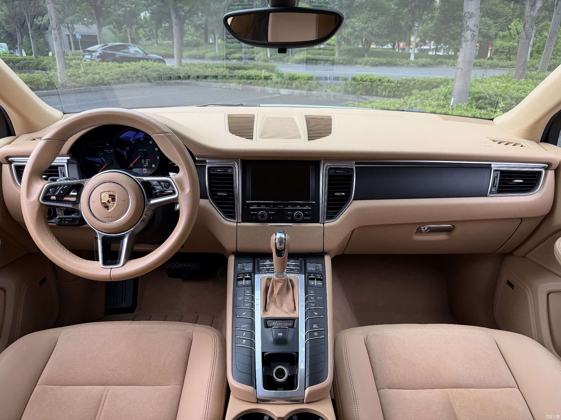 Porsche Macan, 2016 8
