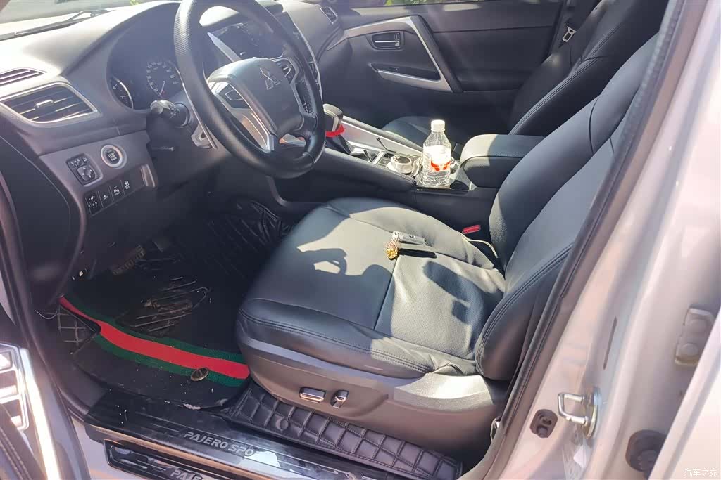 Mitsubishi Pajero, 2020 9