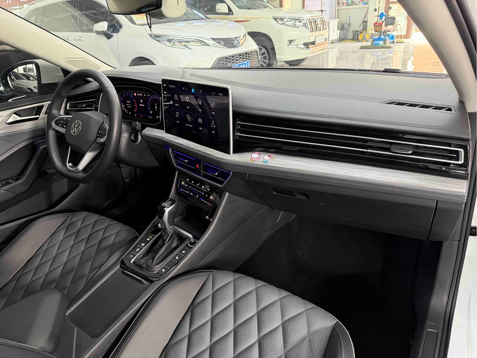 Volkswagen Sagitar, 2022 20