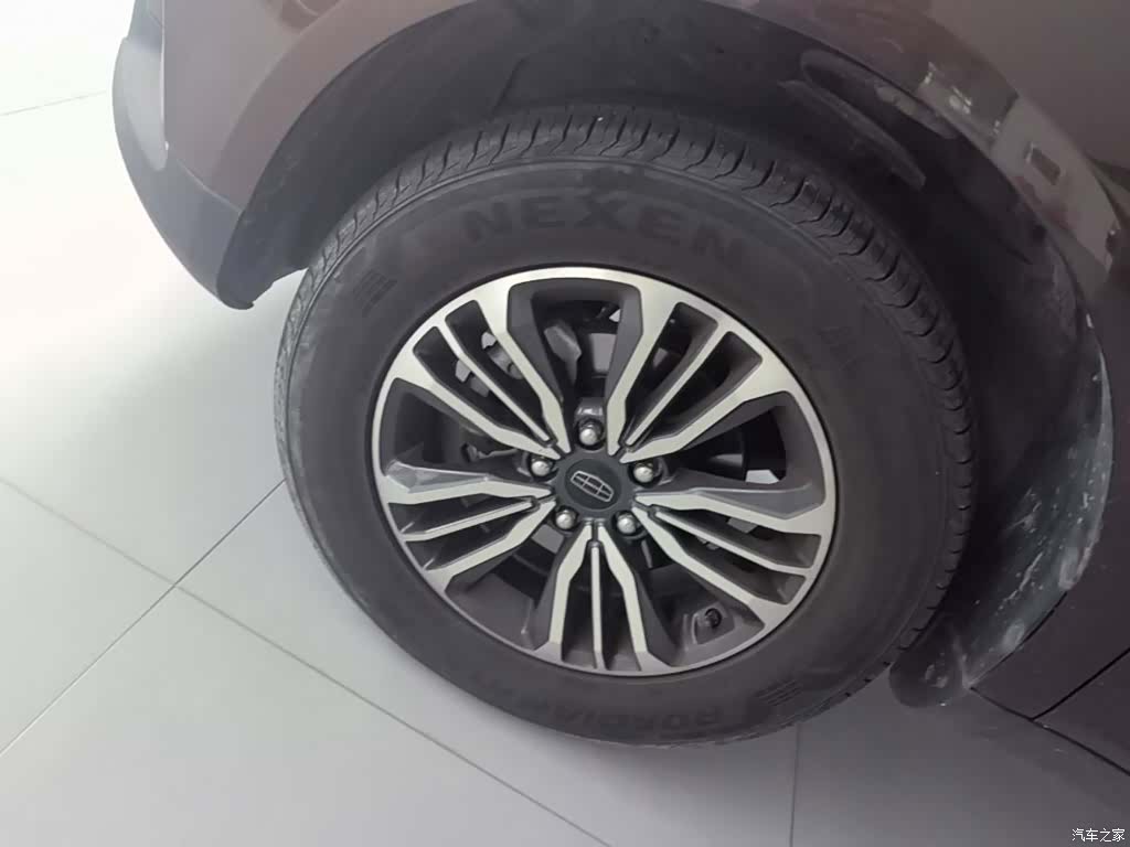 Geely X6, 2017 23