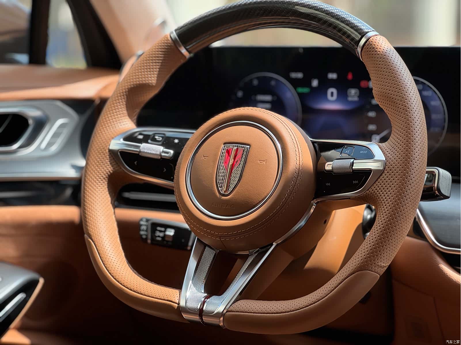 Hongqi H9, 2024 15