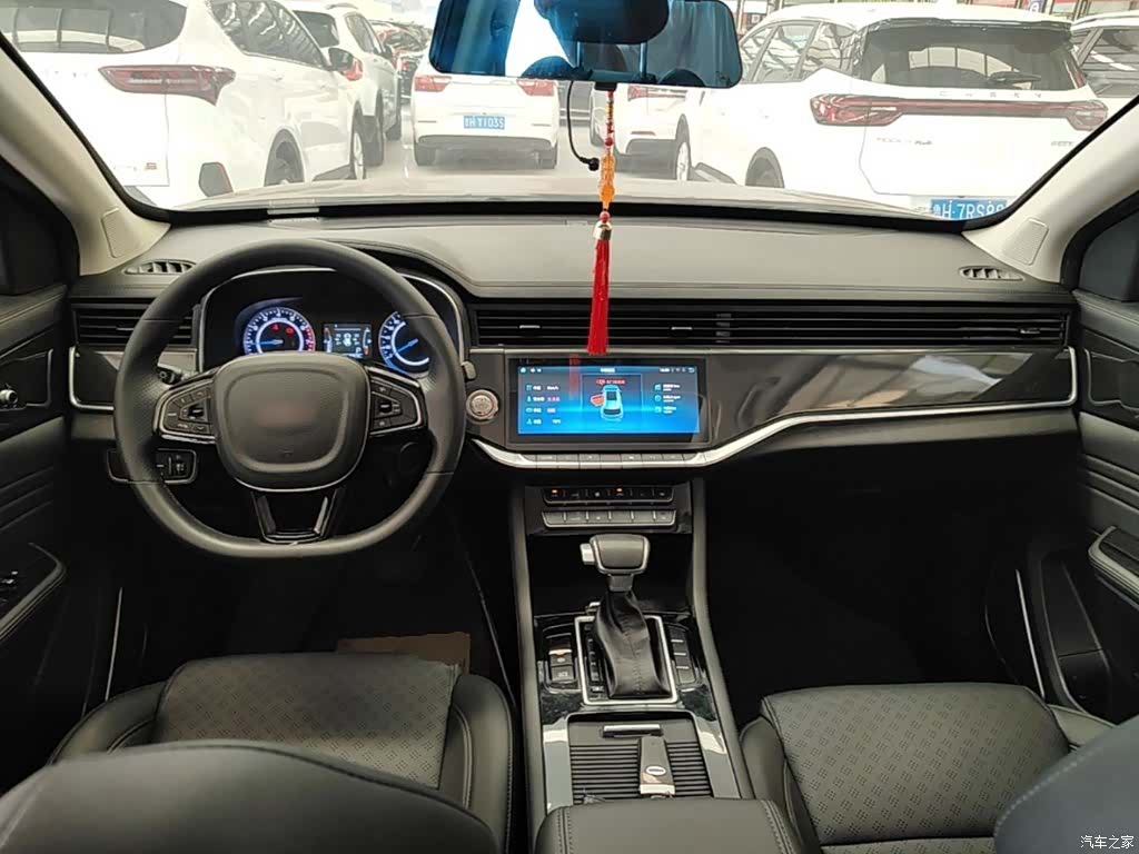Sinotruk U70, 2022 10