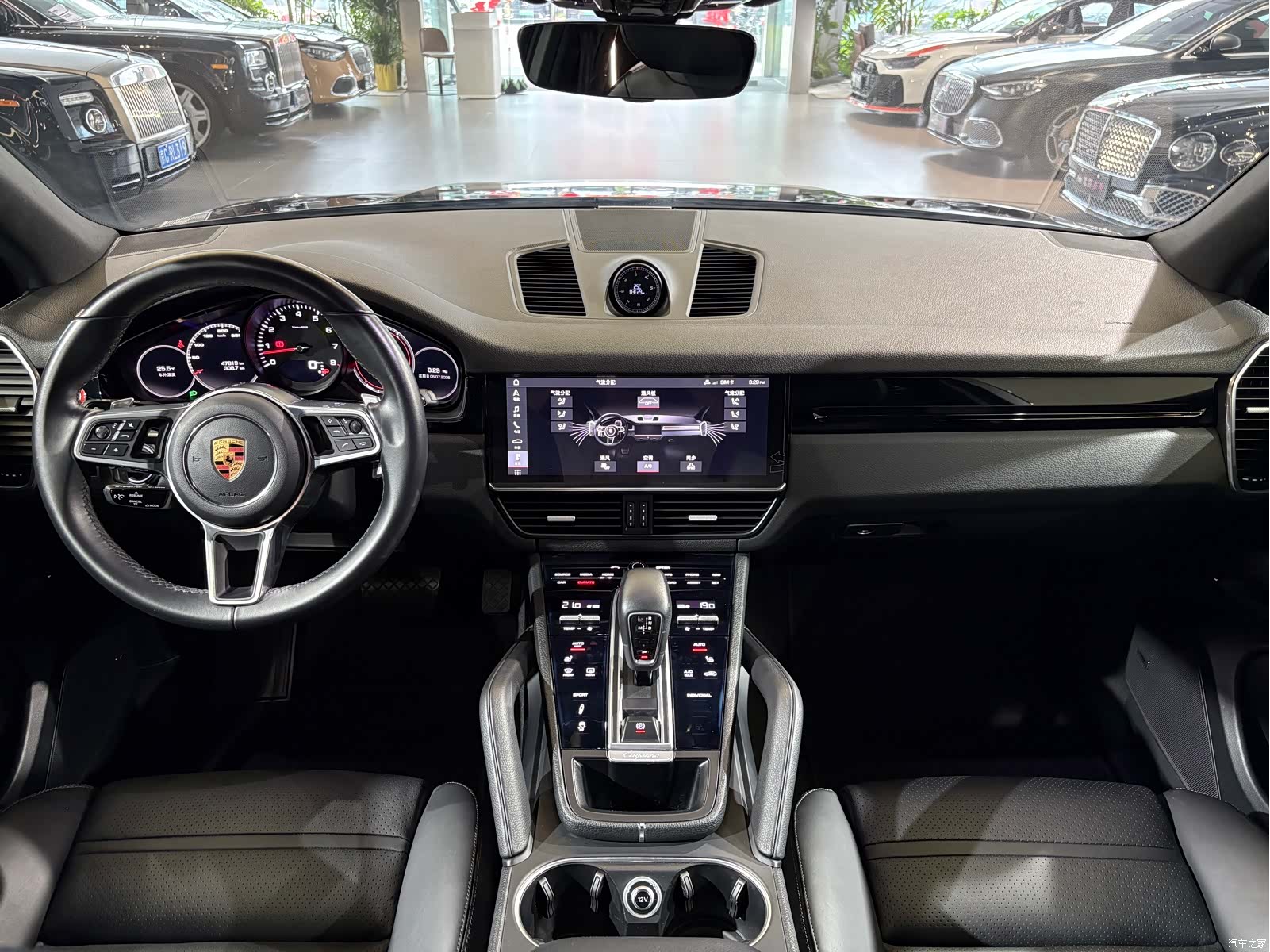 Porsche Cayenne, 2018 11