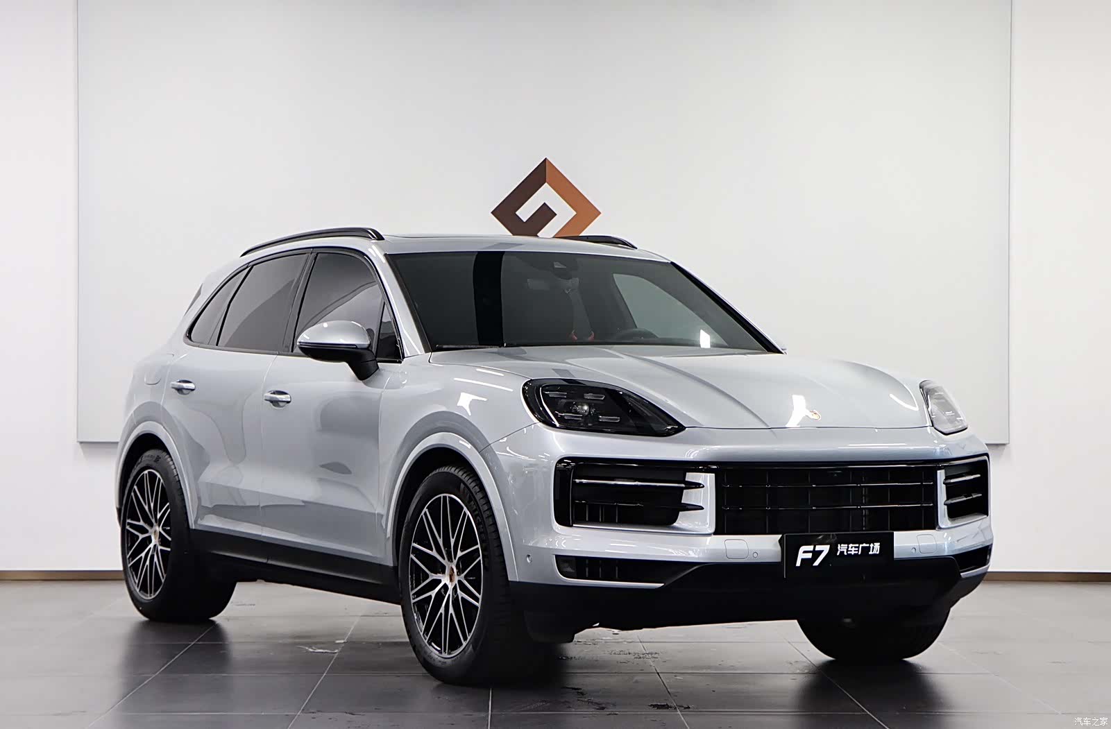 Porsche Cayenne, 2025 3