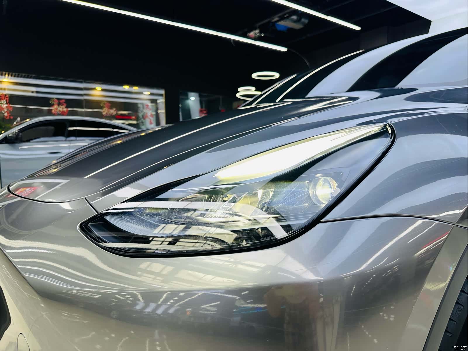 Tesla Model Y, 2023 19