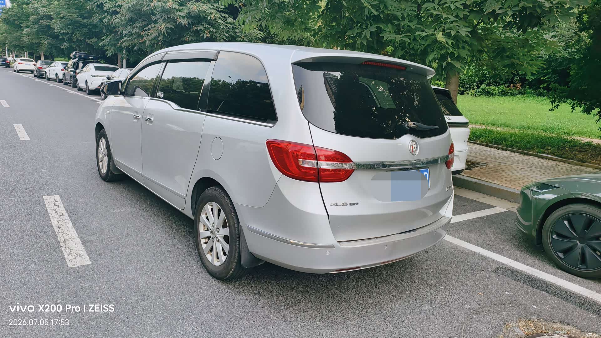 Buick GL8, 2017 6