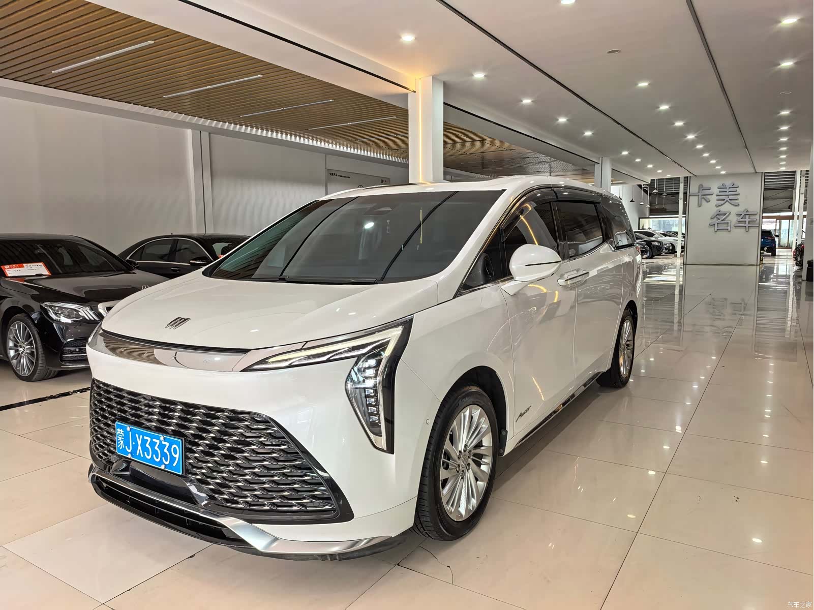 Buick Century, 2023 1