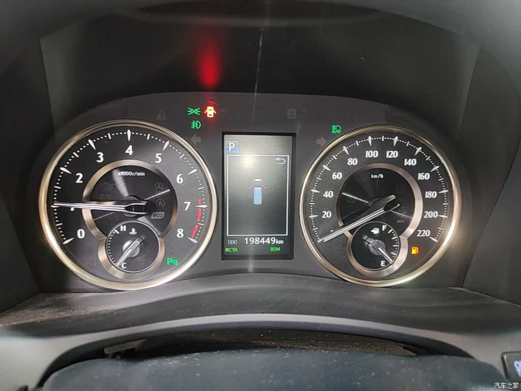 Toyota Alphard, 2018 12