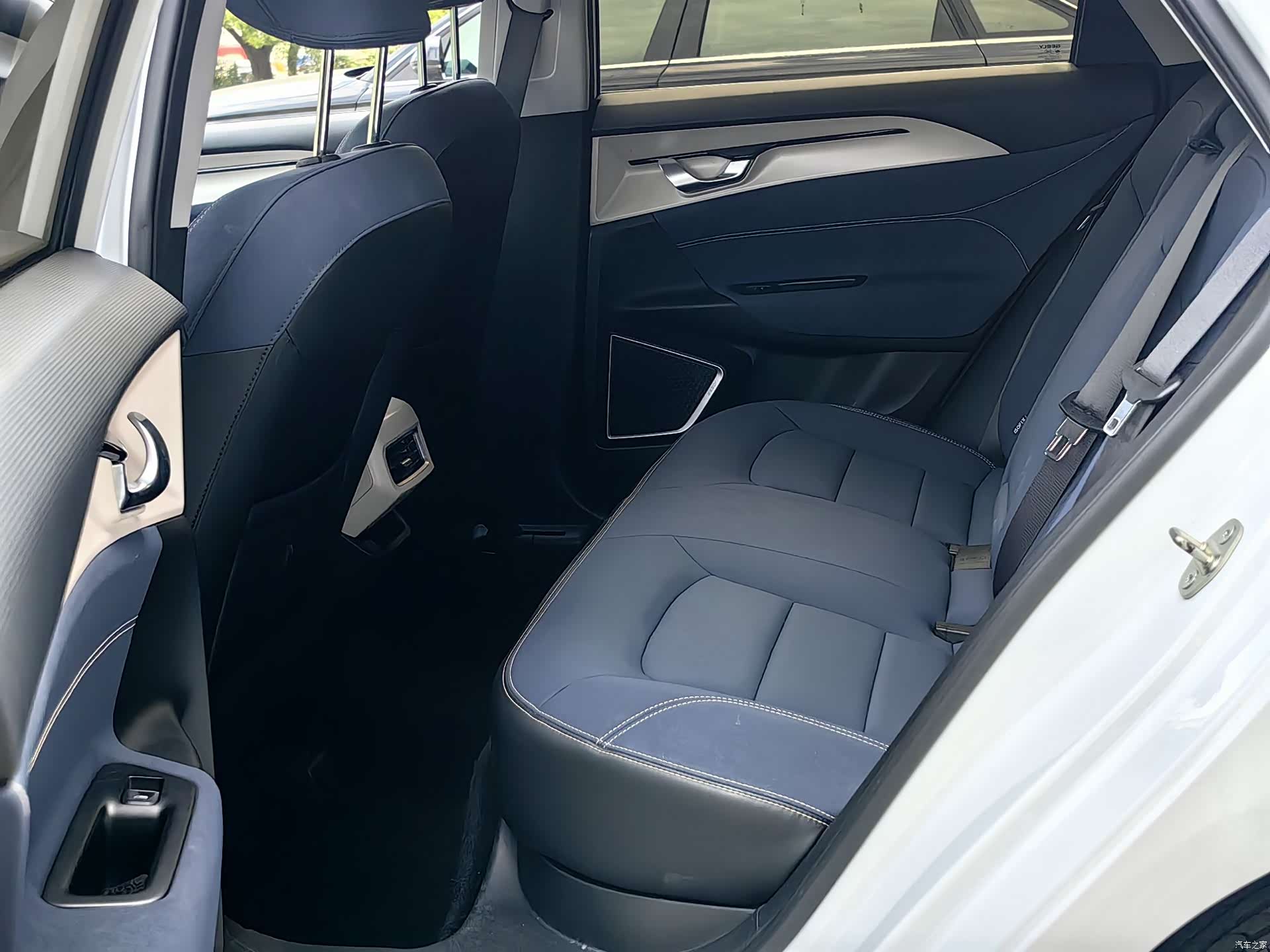 Geely A, 2023 13